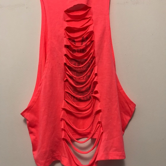 Crop Tops - Picture 8 of 9